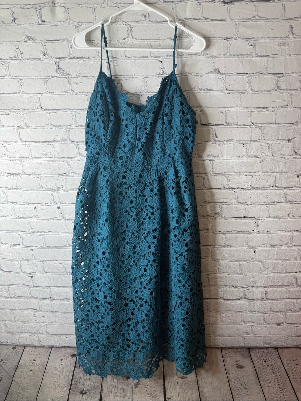Astr the label teal lace midi dress size XXL